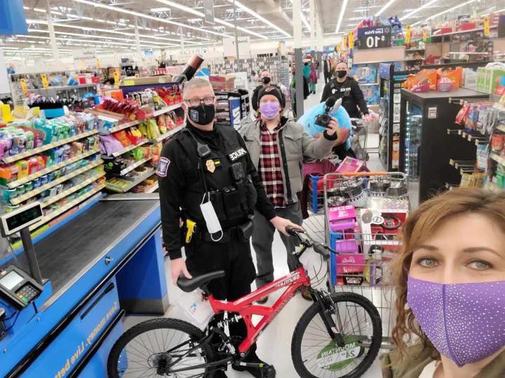 Shop With A Cop 2020